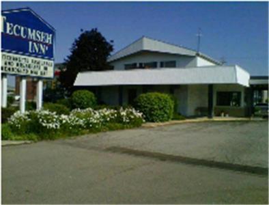 Tecumseh Inn Motel Bagian luar foto